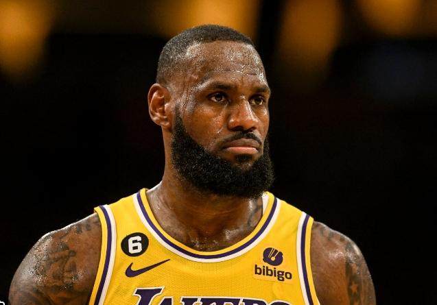 开云体育-紫金生涯进入倒计时？詹姆斯输球深夜发推意味深长