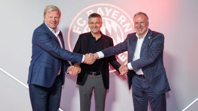 开云体育-“两巨头时代”落幕，鲁梅尼格：坐回赫内斯身边吐槽